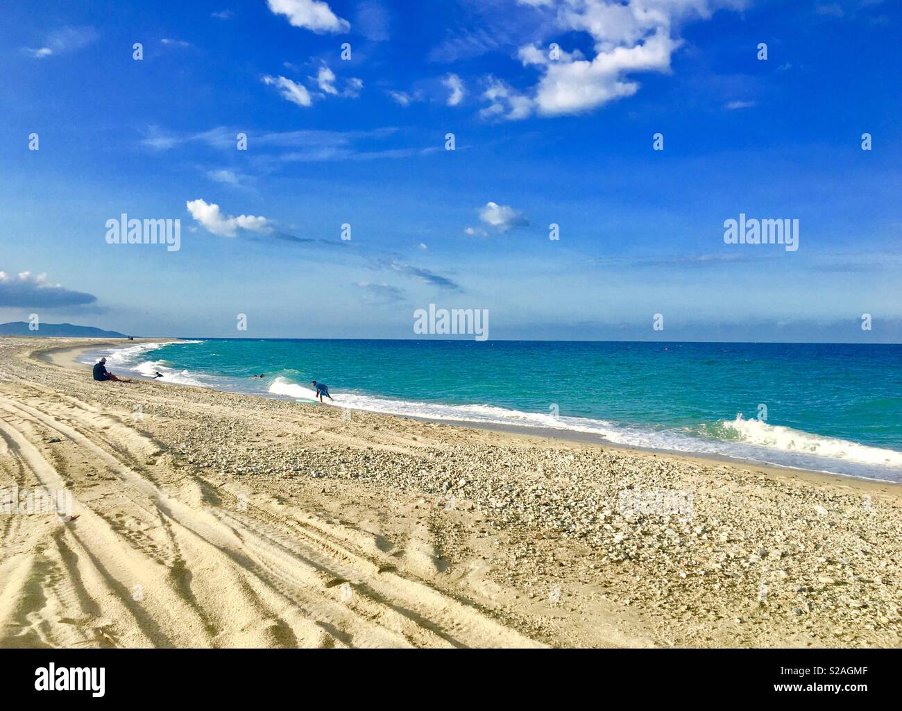 Spiaggia di sabbia bianca un luogo tranquillo in Sen Jose Messico è molto bello e tranquillo mare blu cielo blu del mare Foto Stock