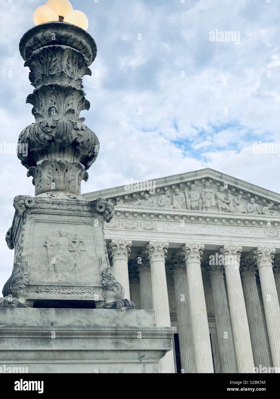 La Corte suprema degli Stati Uniti - Immagine stock catturata con smartphone