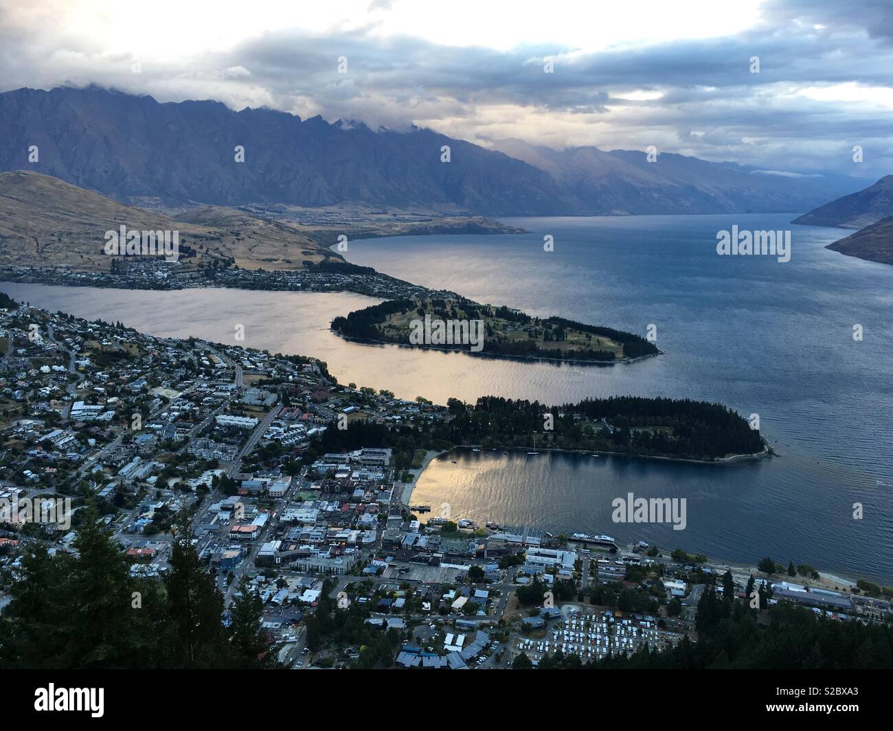 Vista su Queenstown, Nuova Zelanda Foto Stock
