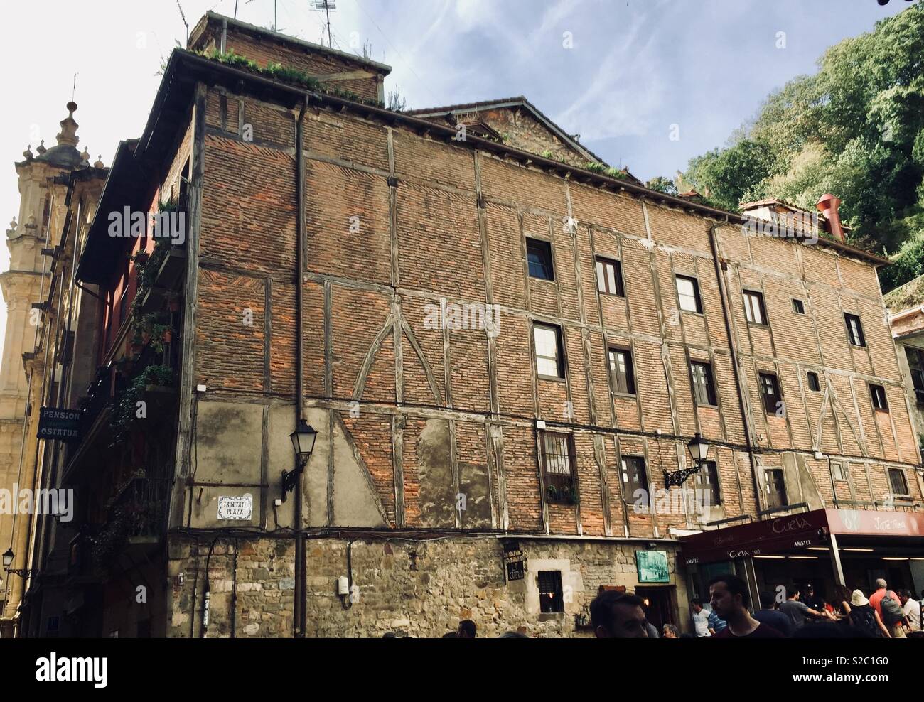Il vecchio edificio in mattoni - Immagine stock catturata con smartphone