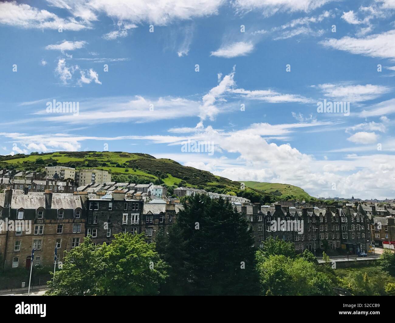 Lo skyline di Edimburgo Foto Stock