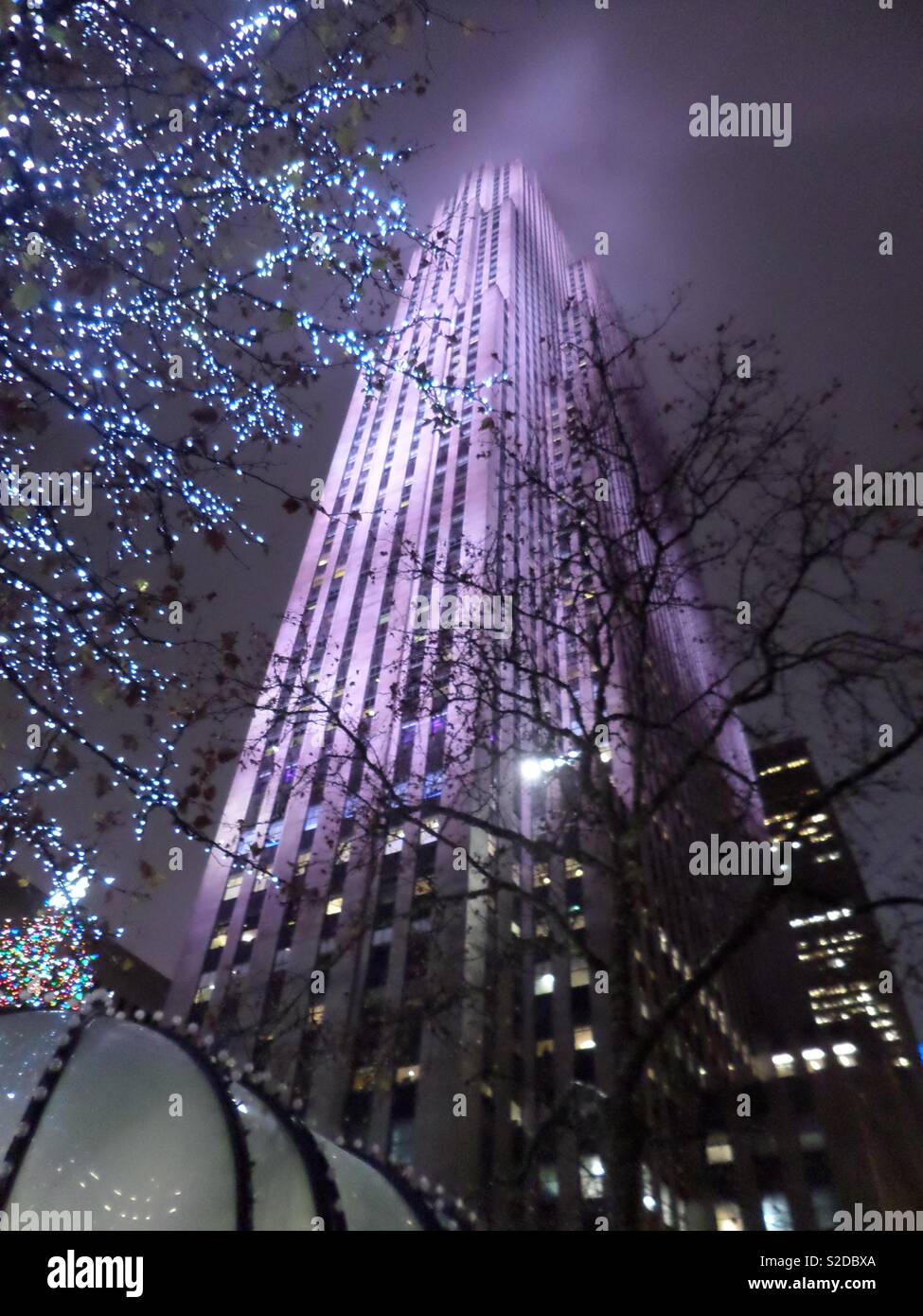 Il grattacielo di Natale in New York Foto Stock