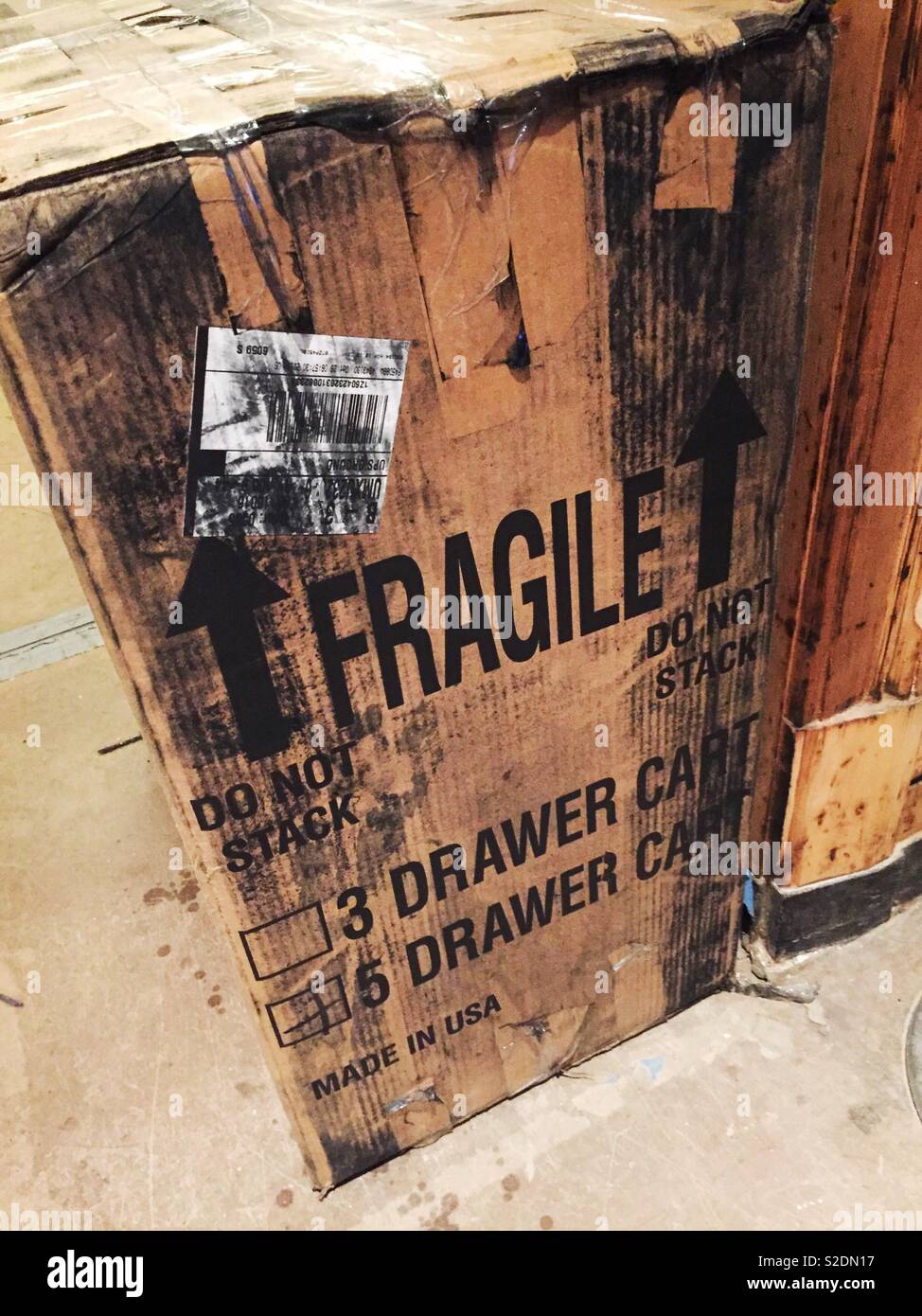 Fragile - Immagine stock catturata con smartphone