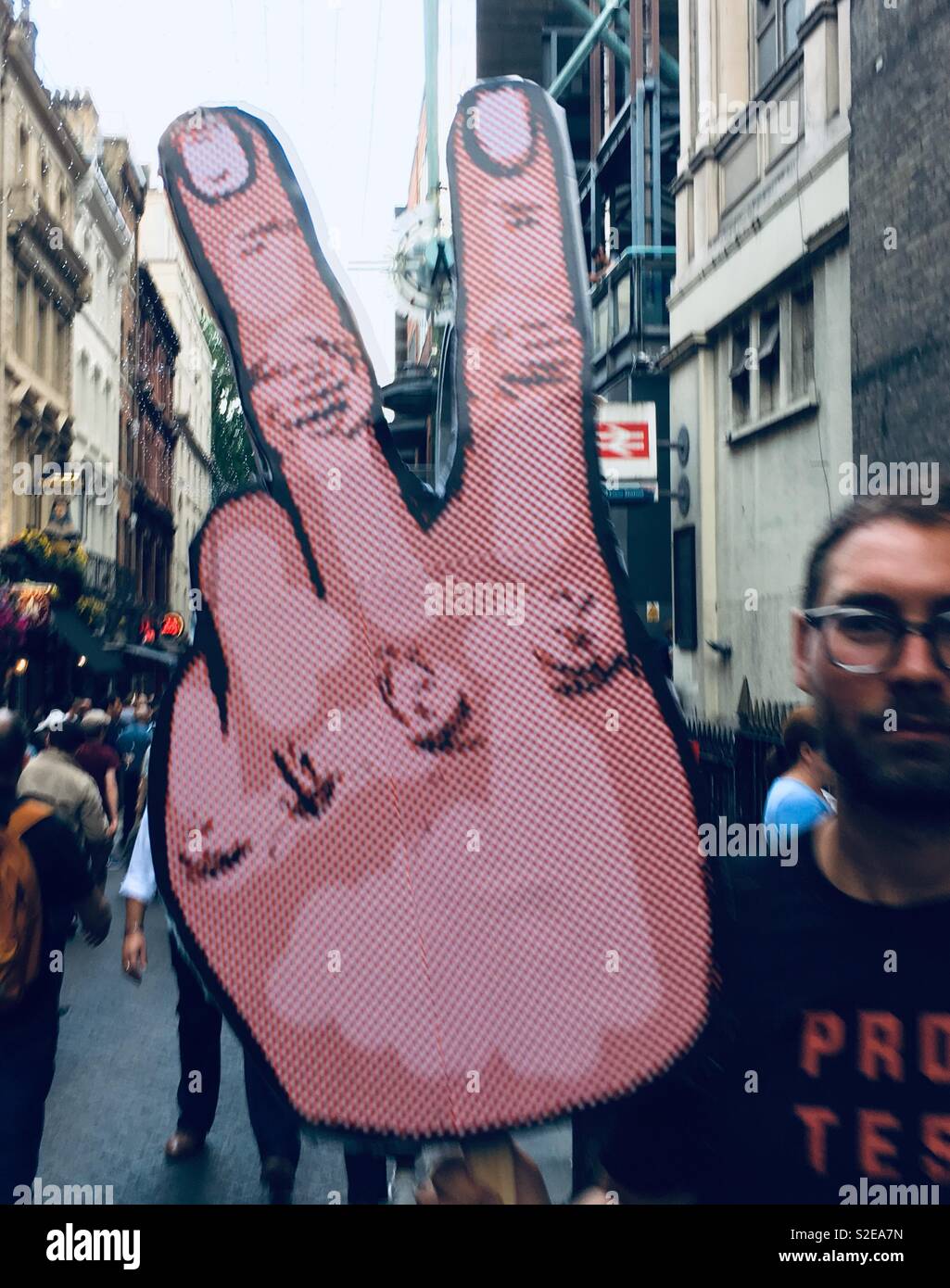 Anti Donald Trump protester marche a Londra nel mese di luglio 2018 Foto Stock