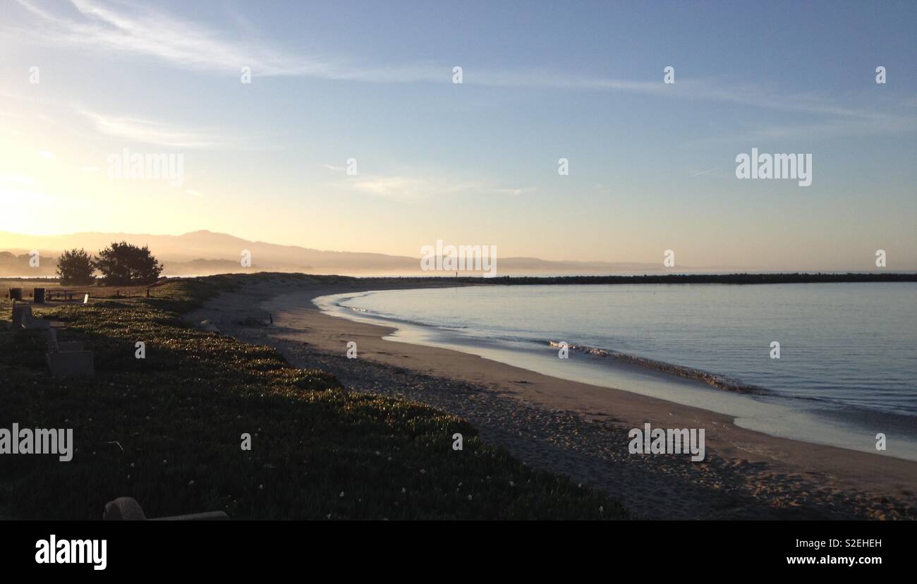 Half Moon Bay la mattina presto - Immagine stock catturata con smartphone Half Moon Bay la mattina presto - Immagine stock catturata con smartphone