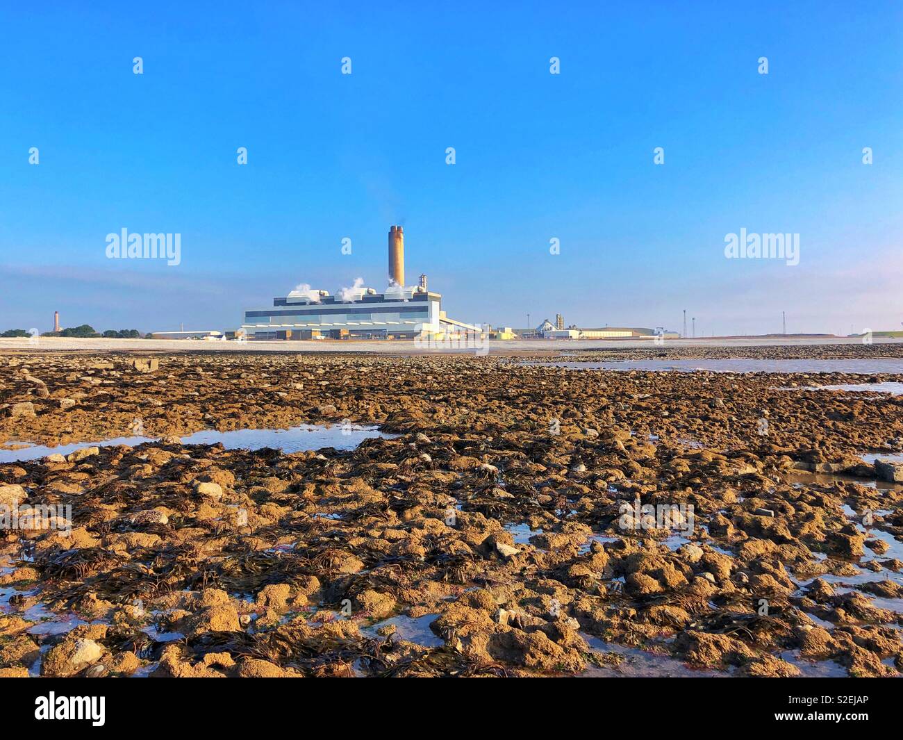 Aberthaw power station, Aberthaw, South Wales, Novembre. Foto Stock