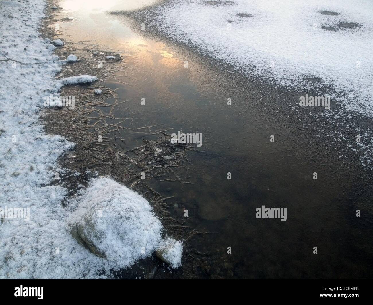 Il lago di congelamento oltre, Lappeenranta FINLANDIA Foto Stock