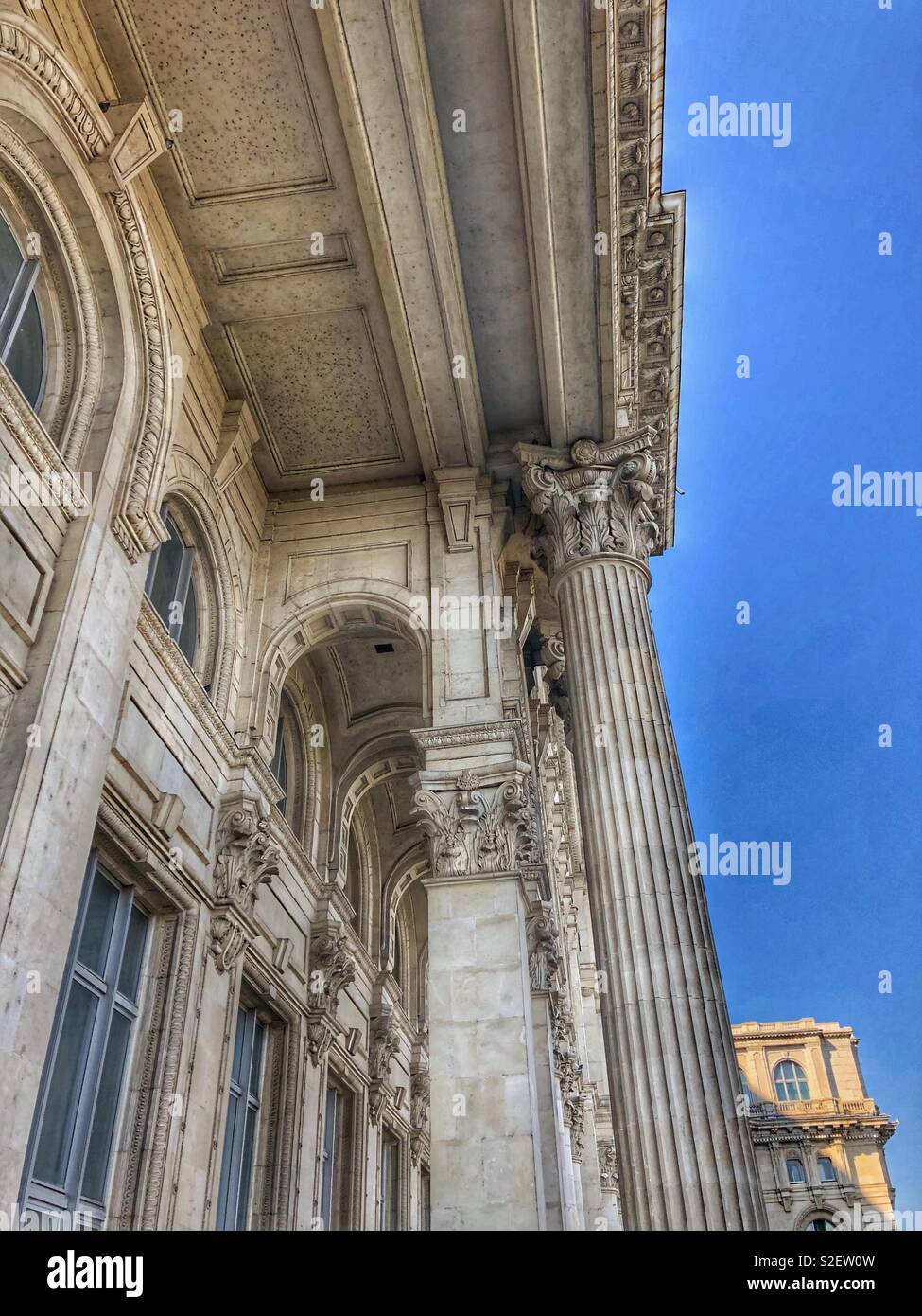 L'esterno del Palazzo Presidenziale a Bucarest, in Romania. Foto Stock