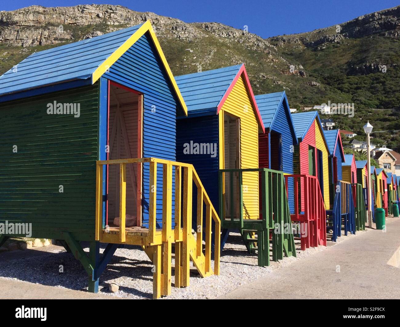 Spiaggia di capanne, St James, Cape Town, Sud Africa Foto Stock
