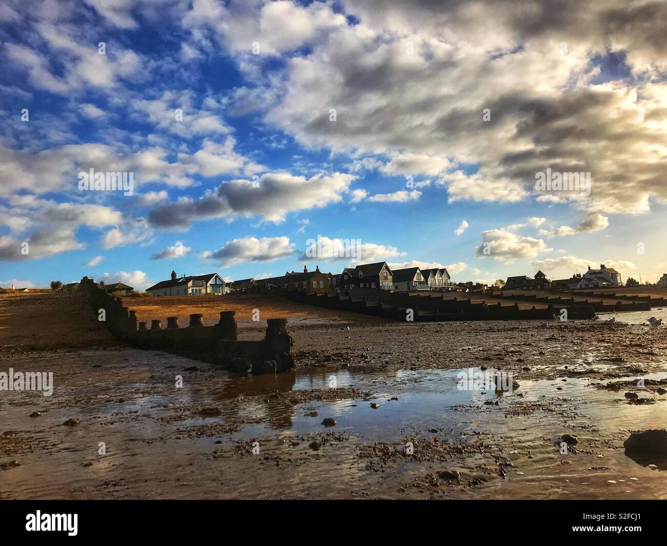 La Bassa marea a Whitstable Bay - Immagine stock catturata con smartphone