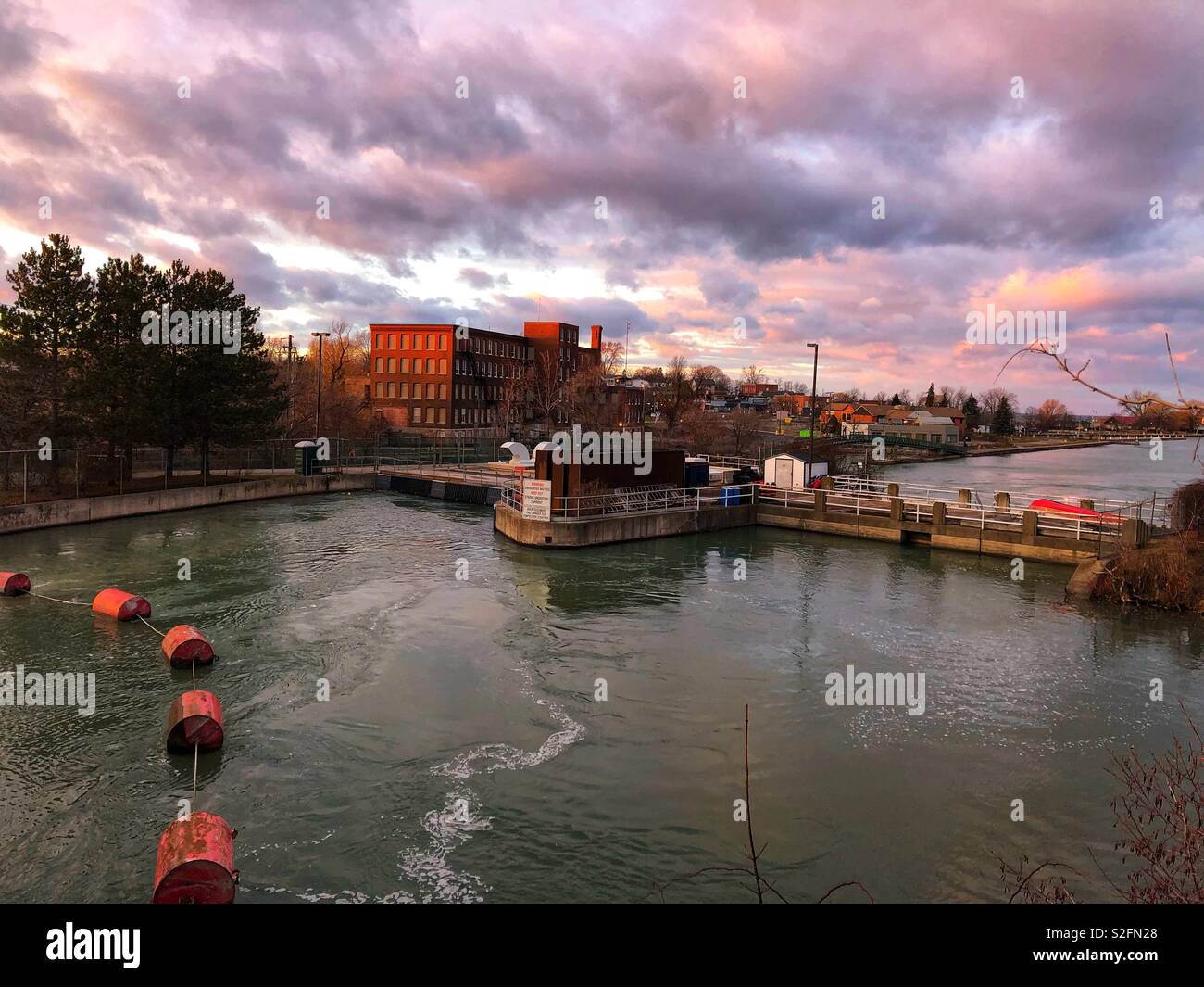 Tramonto su Port Dalhousie, Ontario. Foto Stock