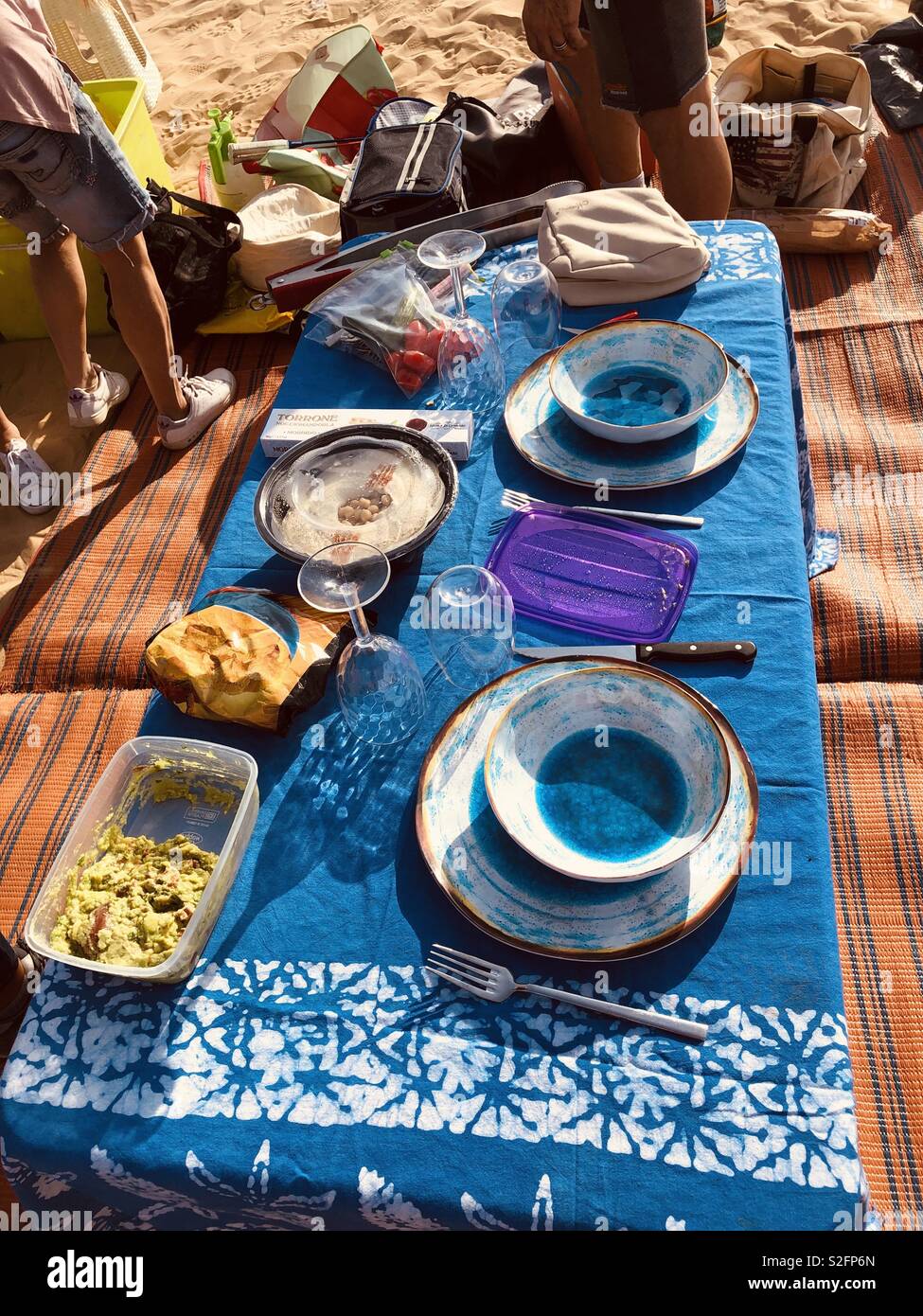 Picknick tabella nel deserto Foto Stock