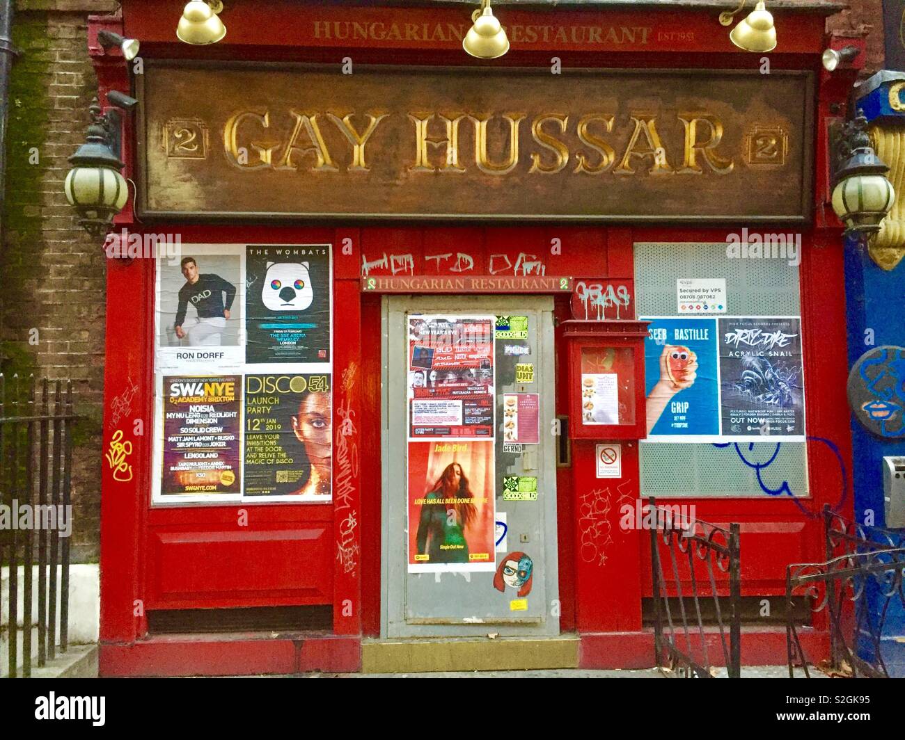 Gay ussaro, Greek Street, Soho. Chiuso. Triste. Londra. 1953-2018. Victor Sassie fondatore Foto Stock