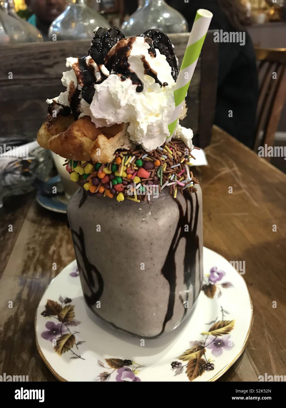 Freakshake da perdere la marmellata di arance in Nantwich Foto Stock