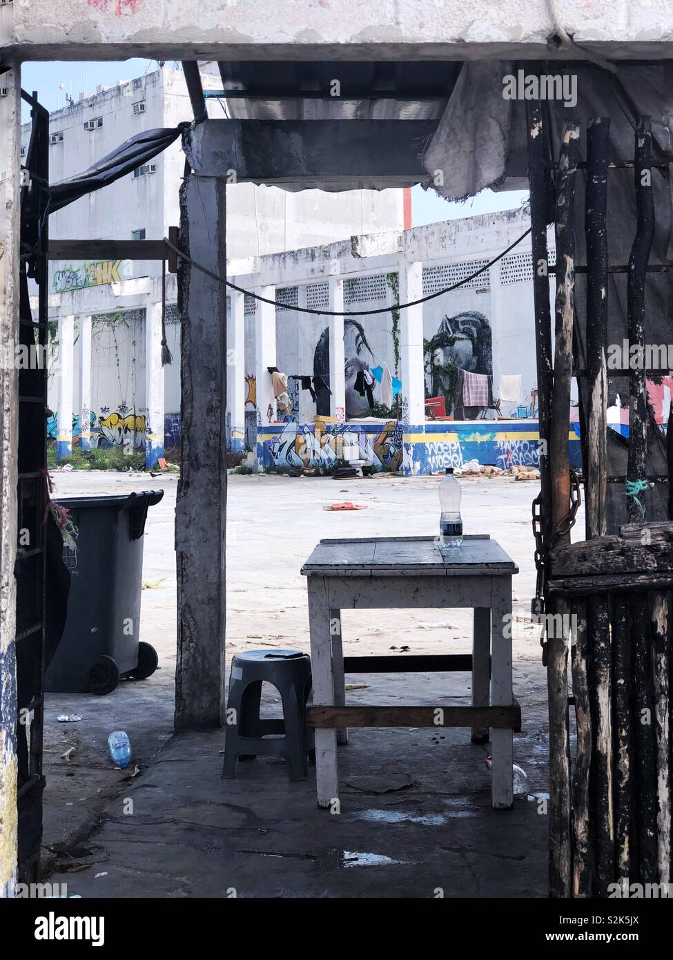 Area dietro il mercato locale in Cancun, Messico - Immagine stock catturata con smartphone