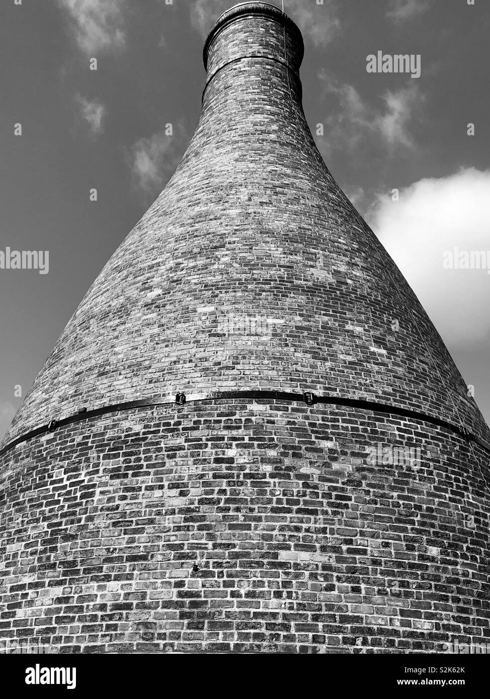 Bottiglia camino forno a fuoco la ceramica Foto Stock