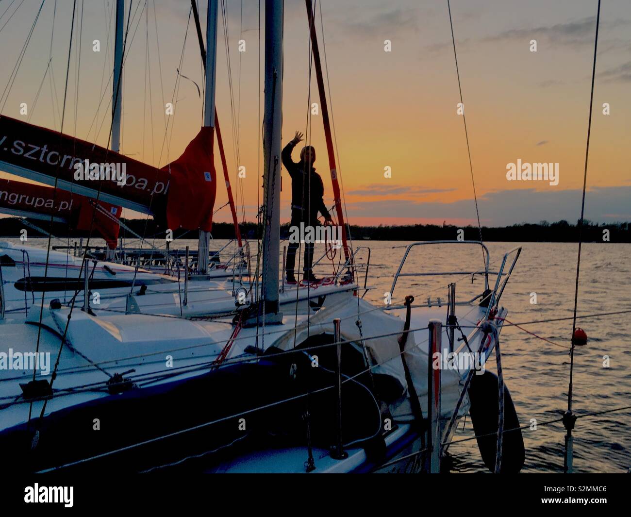 Barca a vela, Zegrze Lago Vicino Varsavia, Polonia - Immagine stock catturata con smartphone