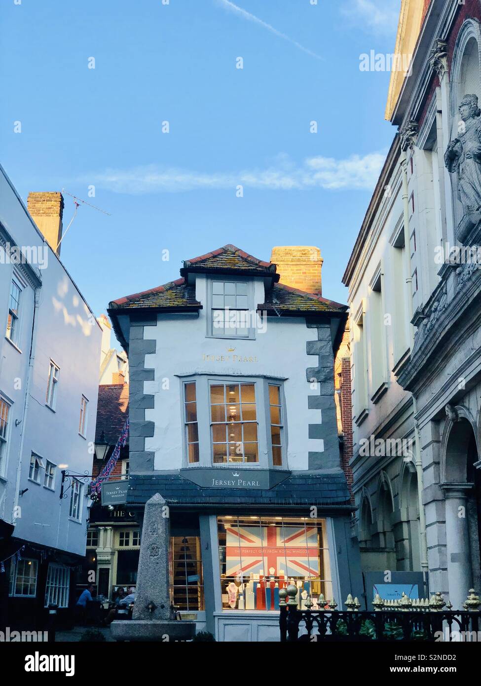 Crooked house in Windsor Foto Stock