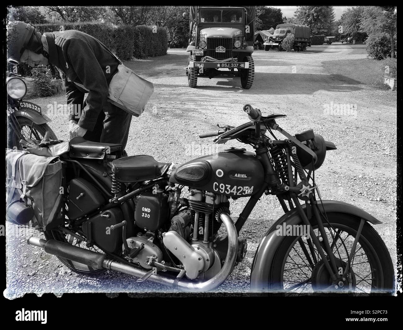 Ariel dispatch rider d giorno Foto Stock
