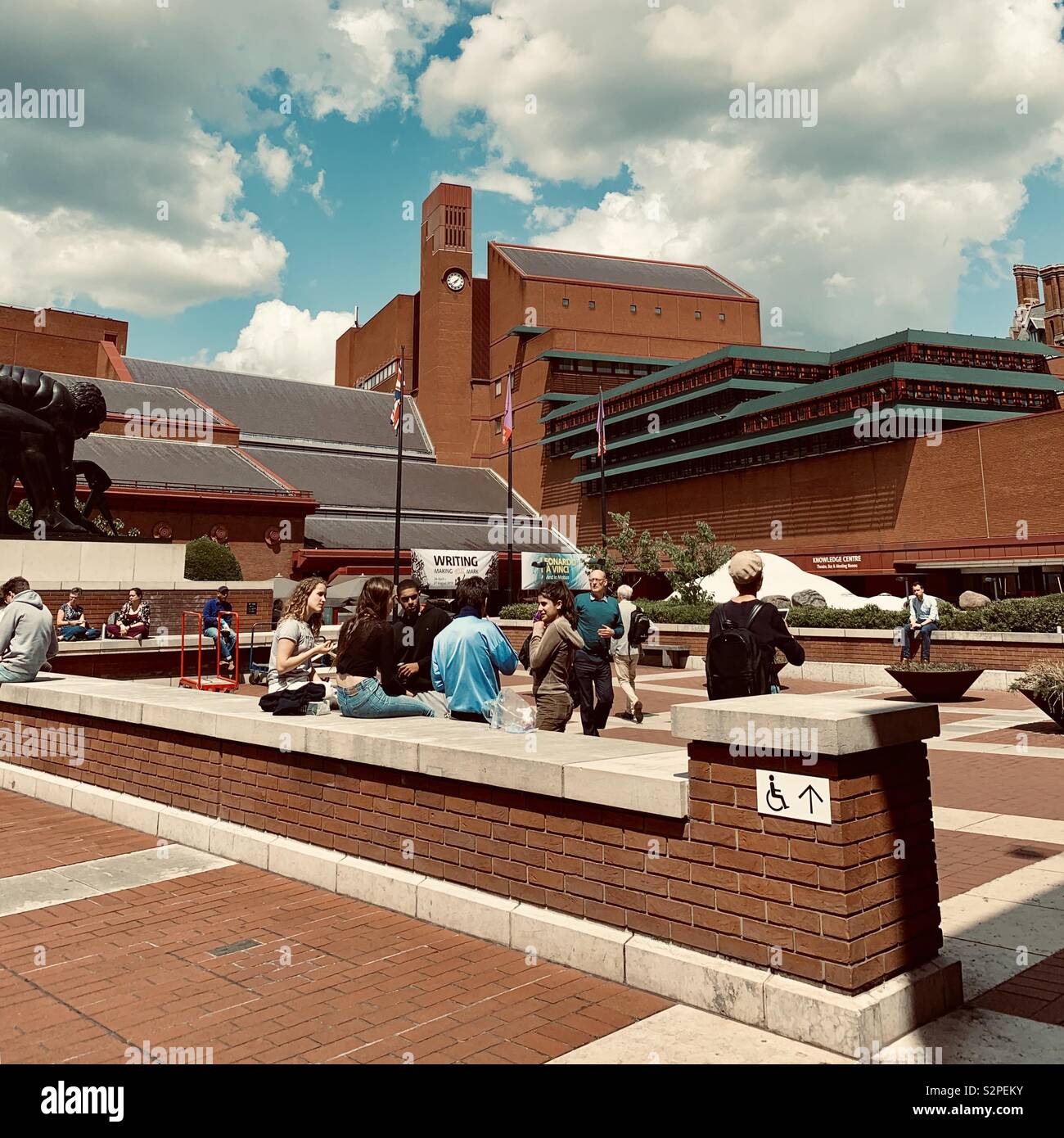 London, Regno Unito - 6 Giugno 2019: La British Library, Euston Road. Foto Stock