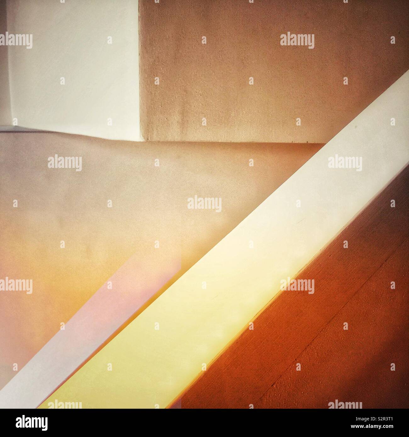 Superfici e linee - Immagine stock catturata con smartphone