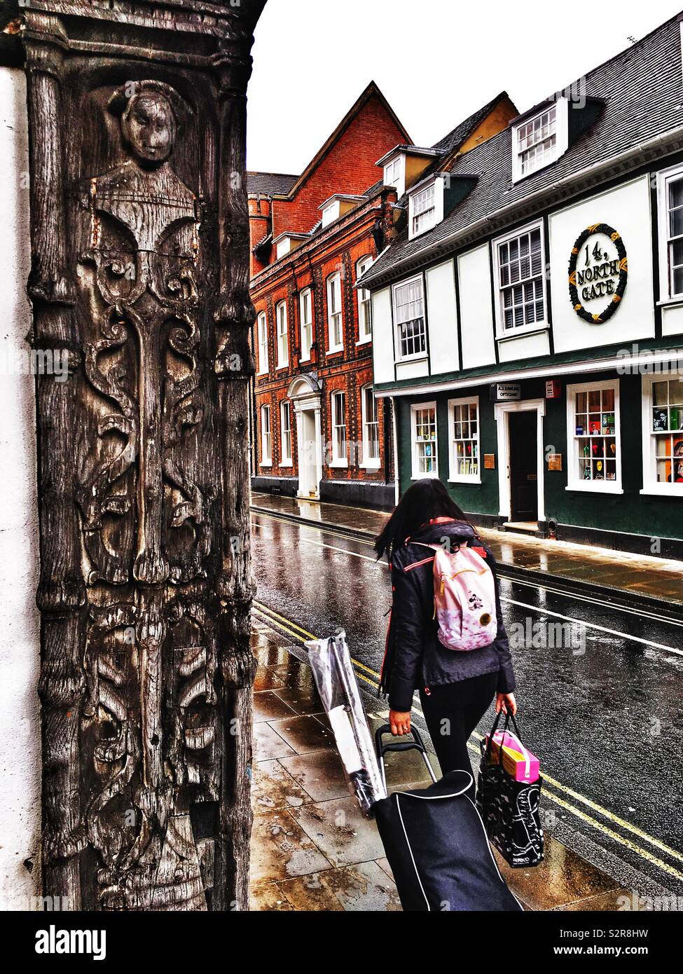 Porta nord Street Ipswich Suffolk REGNO UNITO - Immagine stock catturata con smartphone