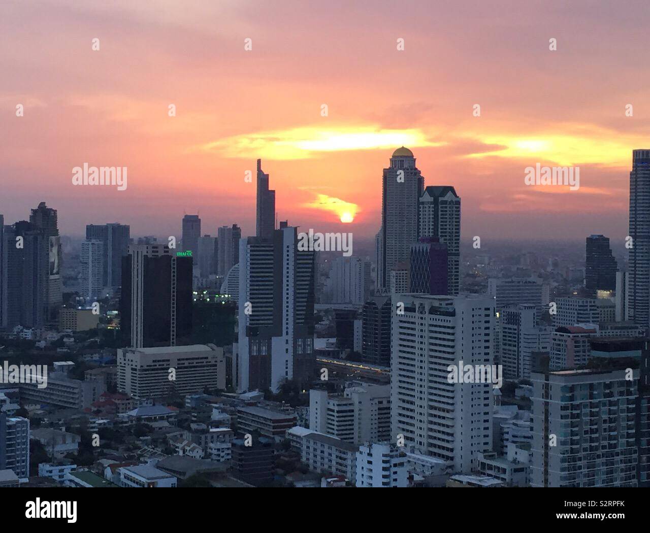 Bangkok skyline al tramonto Foto Stock