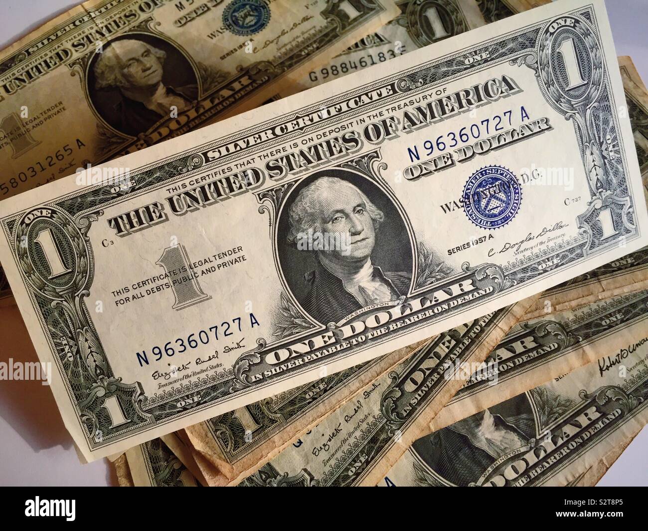 Stati Uniti un dollaro certificato silver Bill close up - Immagine stock catturata con smartphone