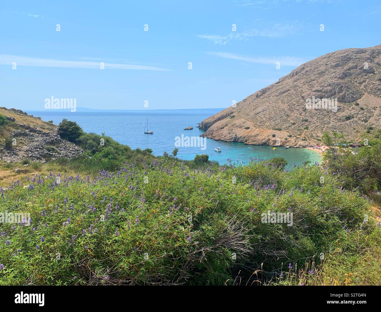 Vista dall'alto di Oprna Nay, Stara Baska Croazia. - Immagine stock catturata con smartphone