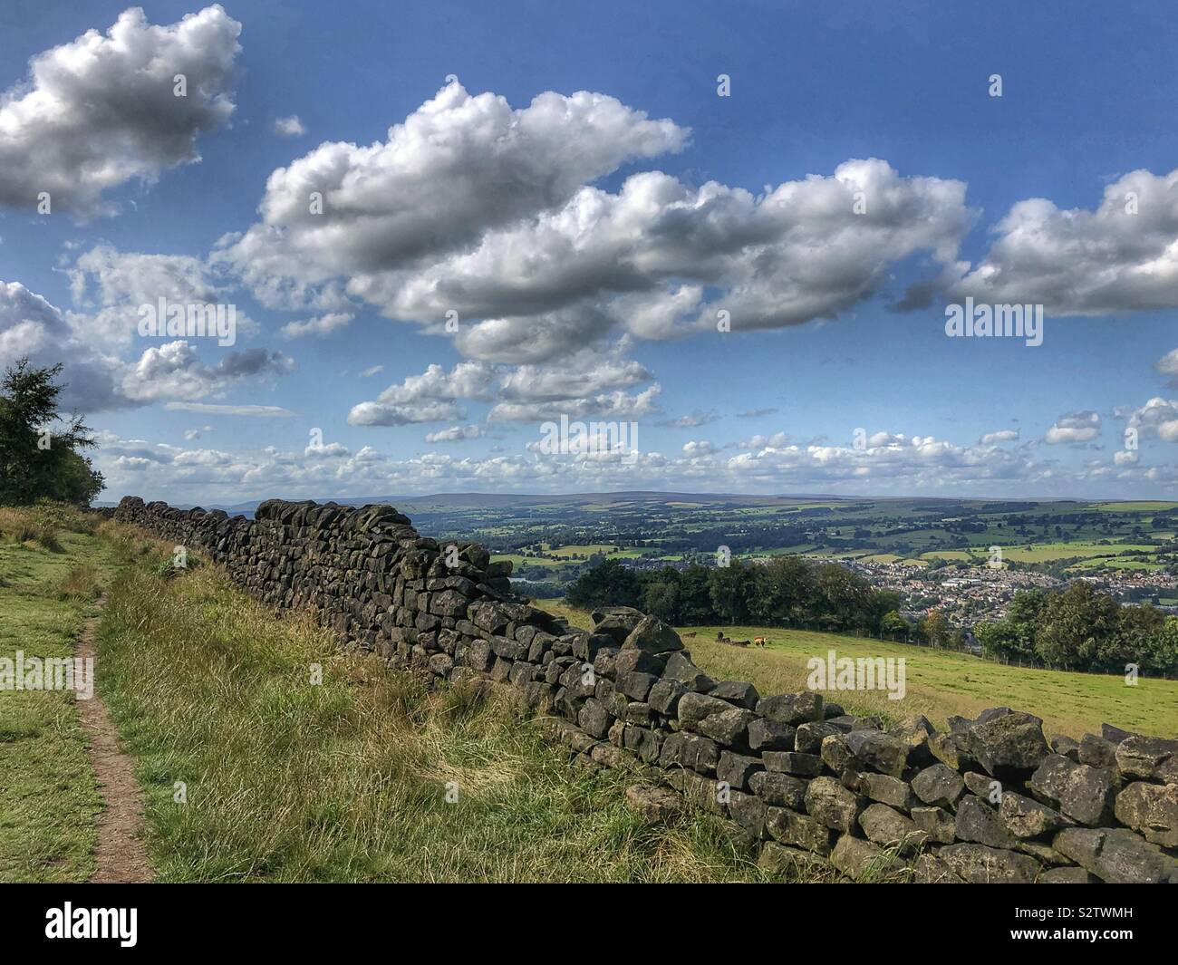 Un bel pomeriggio di sole in Otley Chevin West Yorkshire Foto Stock