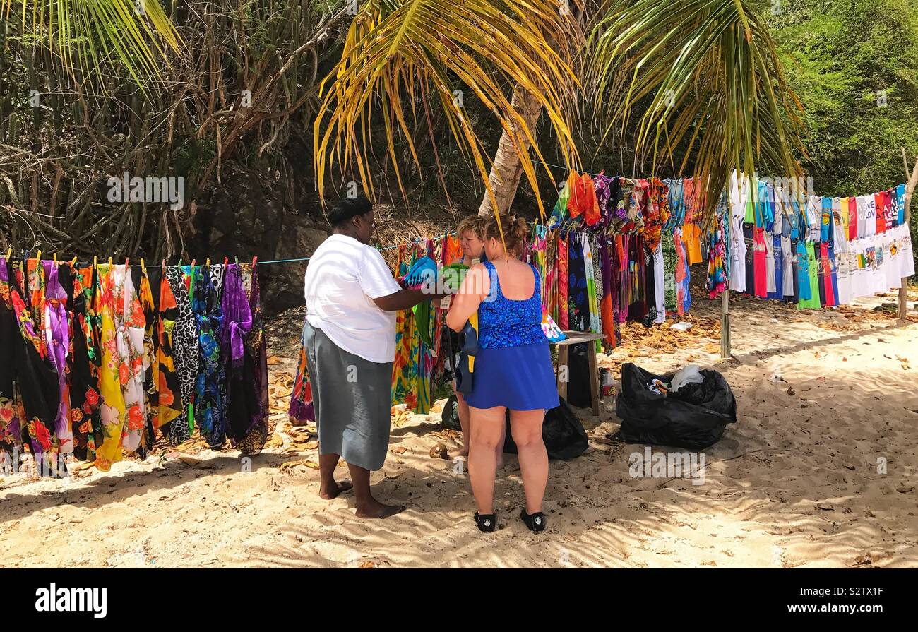 Fornitore di spiaggia Mayreau Isola - Immagine stock catturata con smartphone