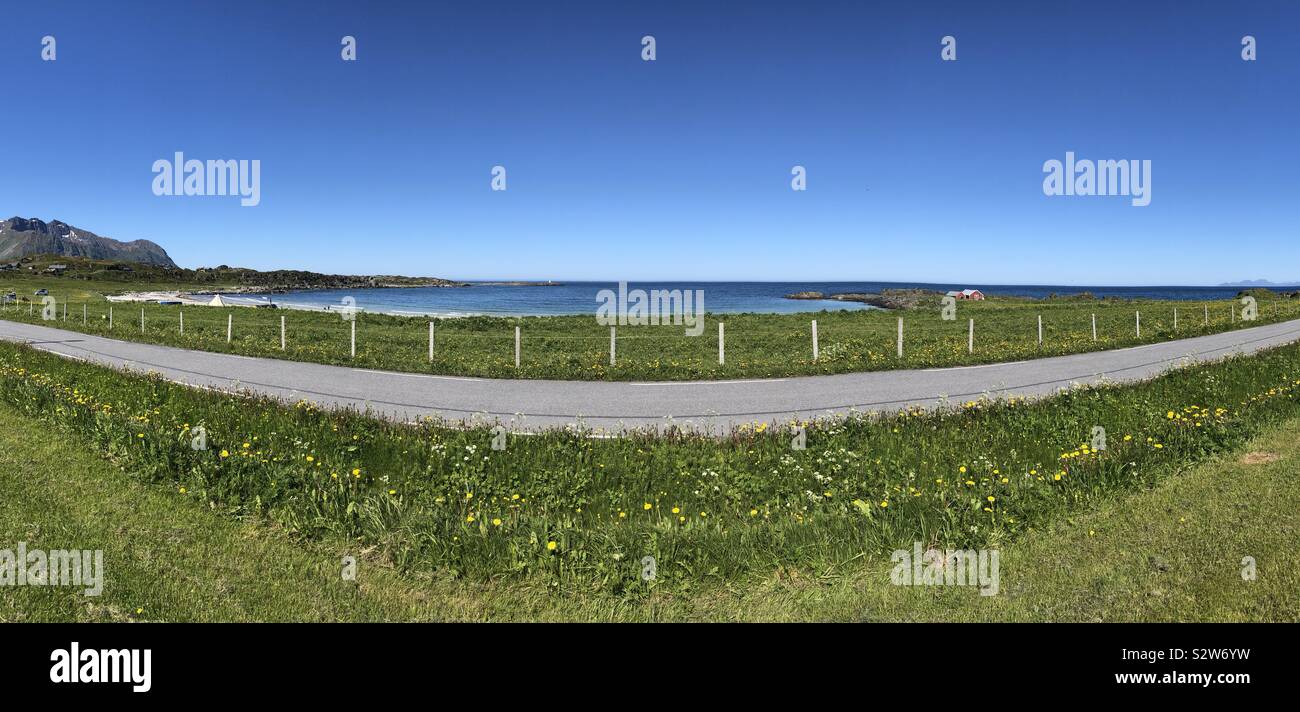 Recinzione costiere, Gimsoya, Isole Lofoten in Norvegia Foto Stock