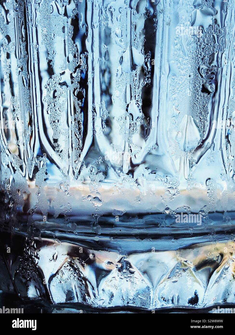 Acqua fresca in un primo piano di vetro Foto Stock