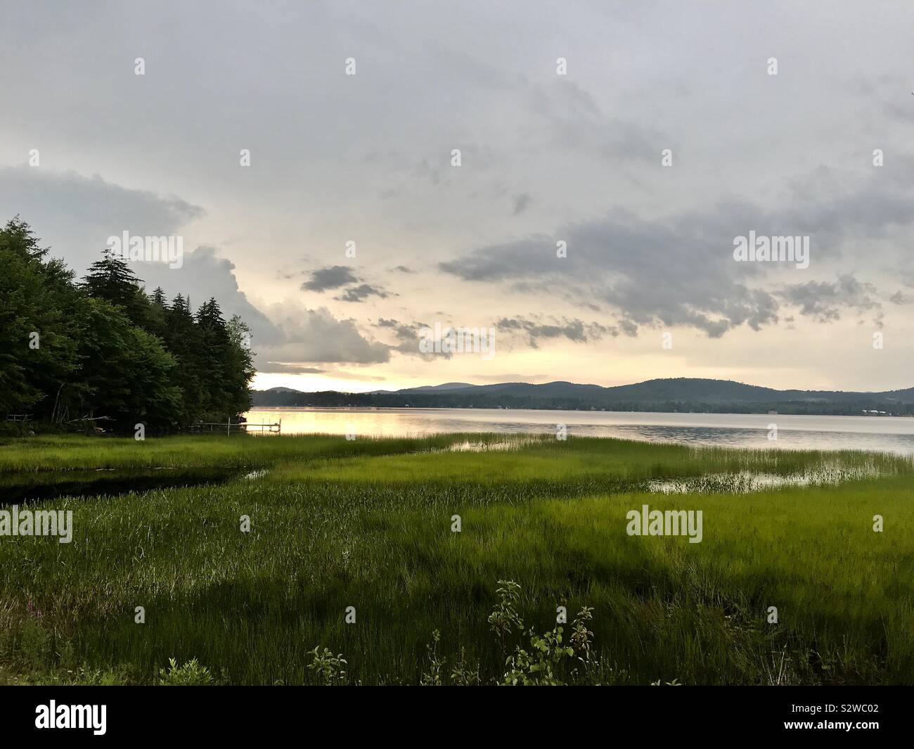 Tramonto sul Lago Pleasant, NY Foto Stock