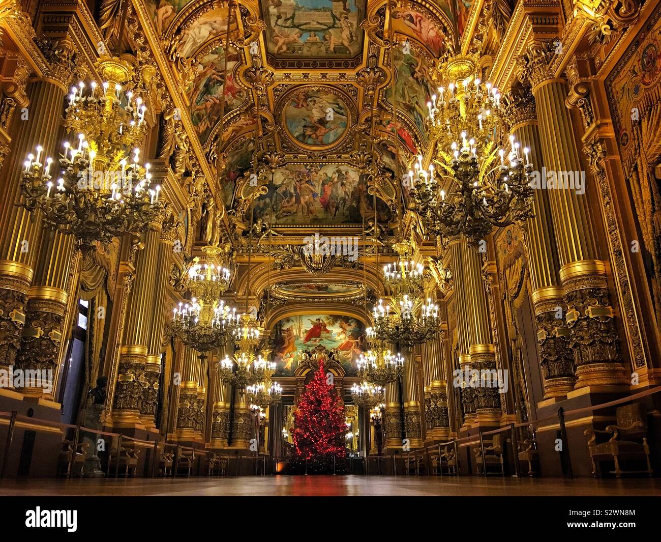 Palais Garnier grand hall a Natale Foto Stock