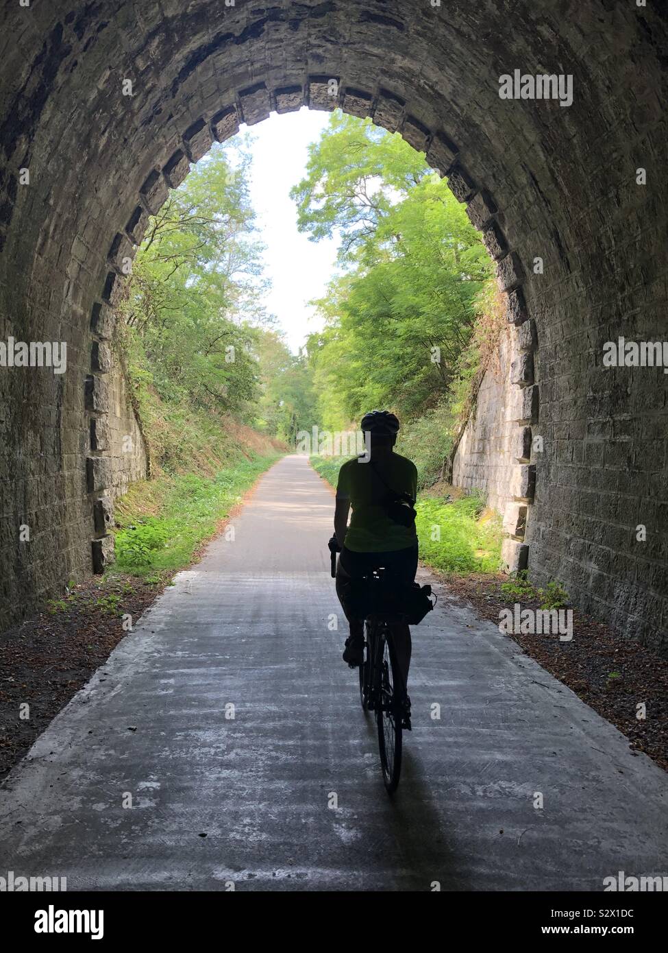 La luce alla fine del tunnel Foto Stock
