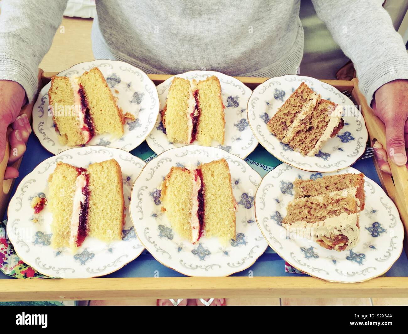 Torta del pomeriggio - Immagine stock catturata con smartphone
