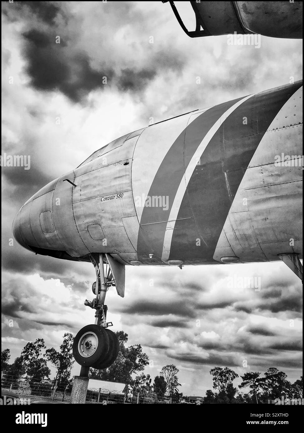 Vecchio Convair velivolo all'Wijnland Museo Auto , Joostenberg Vlakte, Cape Town, Sud Africa. Foto Stock