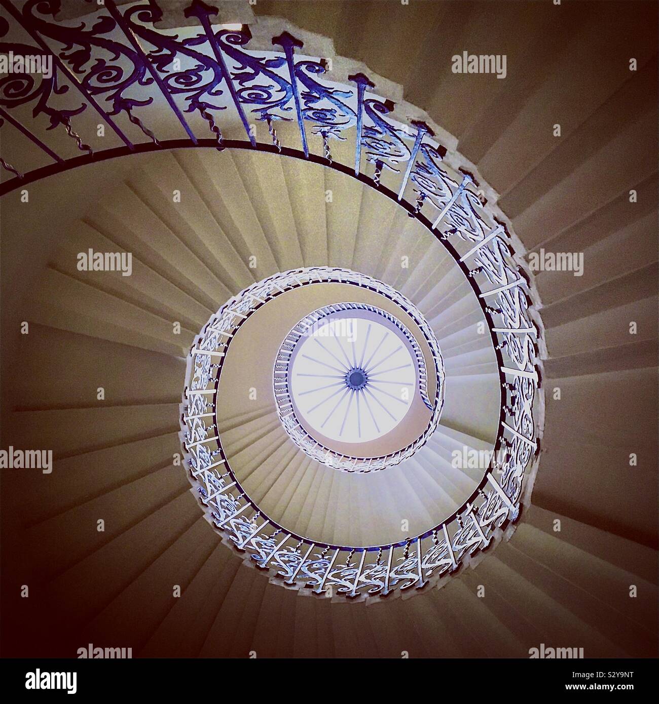 Tulip scale, Greenwich, London, Regno Unito - Immagine stock catturata con smartphone