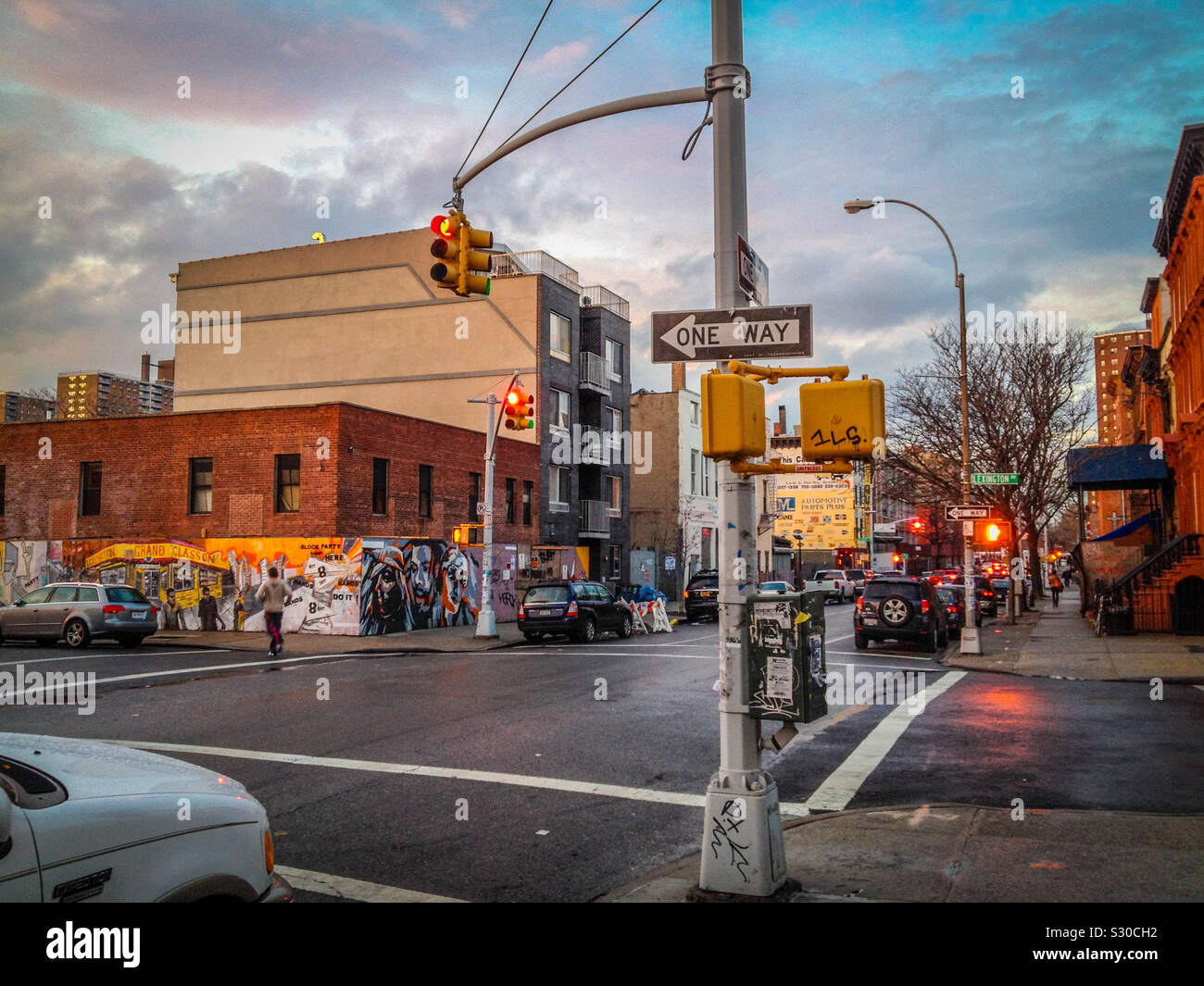 Brooklyn tipica scena di strada di New York. inverno 2012. Foto Stock
