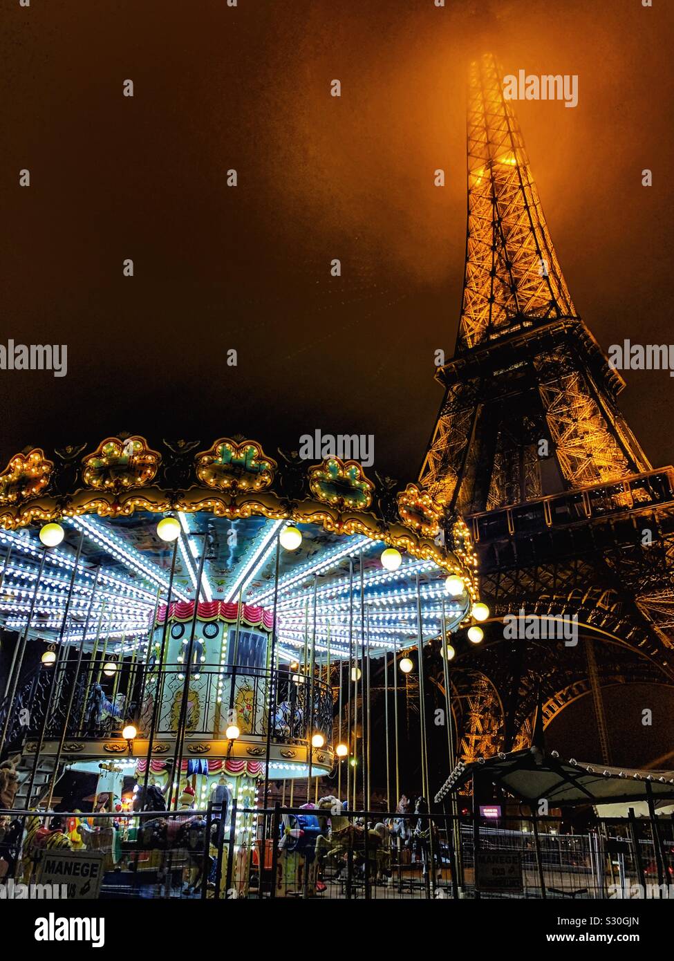 Torre Eiffel giostra Foto Stock