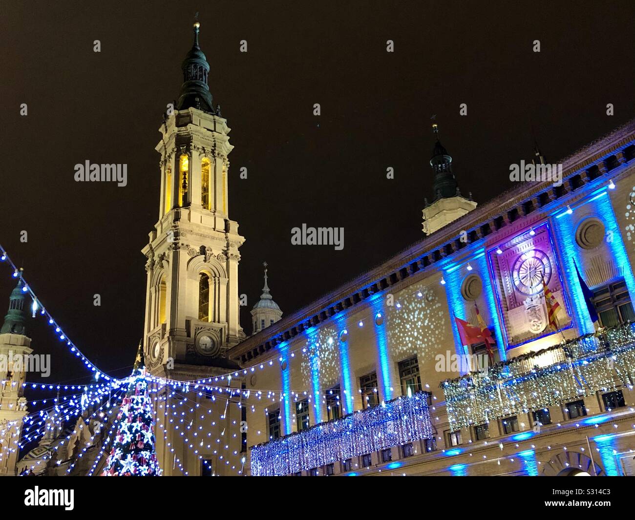 El Pilar square.illuminazione natalizia .Zaragoza,Spagna Foto Stock