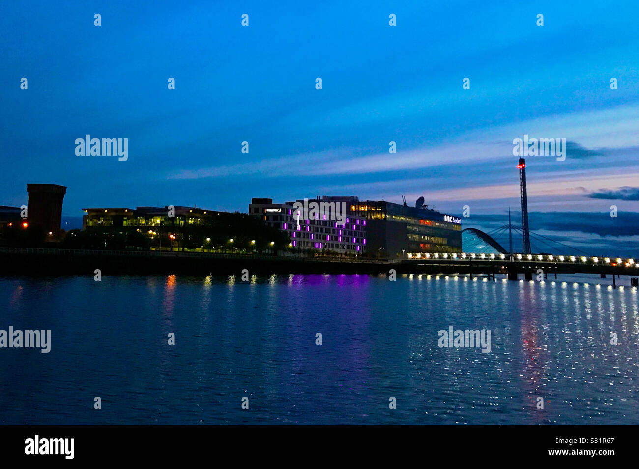 Gli studi della BBC sulla sponda meridionale del fiume Clyde a Glasgow, in Scozia. Foto Stock