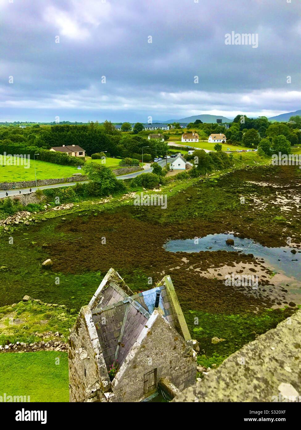 Campagna irlandese Foto Stock