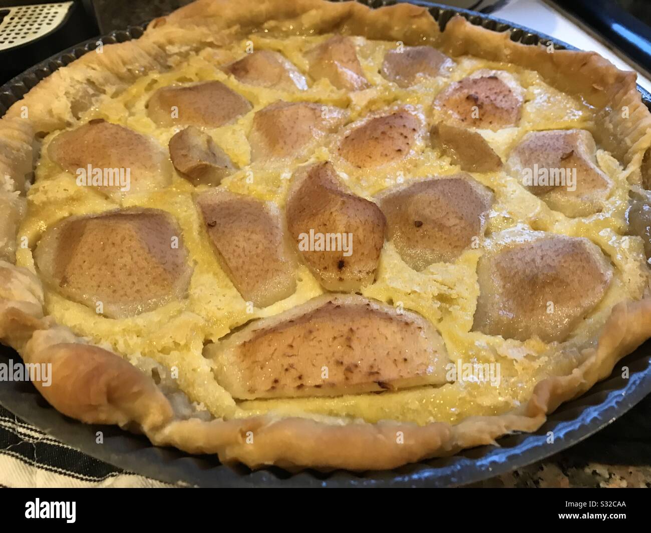 Torta di pere gourmet in stile francese Foto Stock