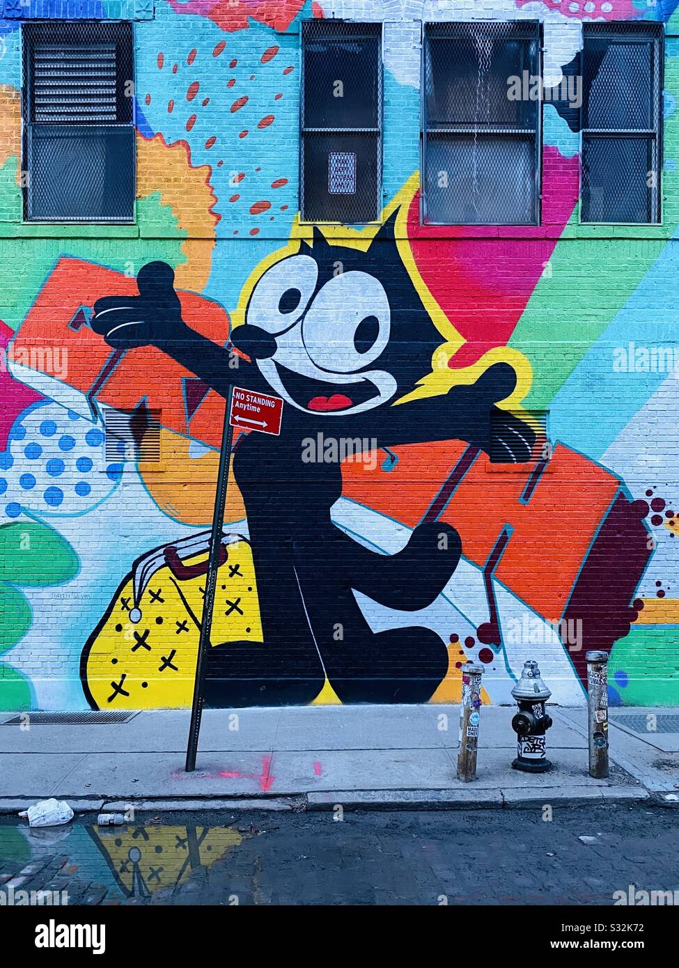 Graffiti Street art per le strade della città di New York. Manhattan, New York, Stati Uniti. Foto Stock