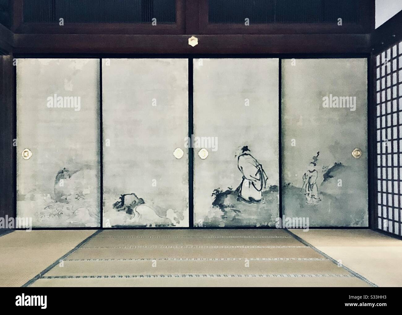 Pittura di stile Zen su una porta scorrevole di fusuma, tempio di Nanzen-in, Kyoto, Giappone Foto Stock