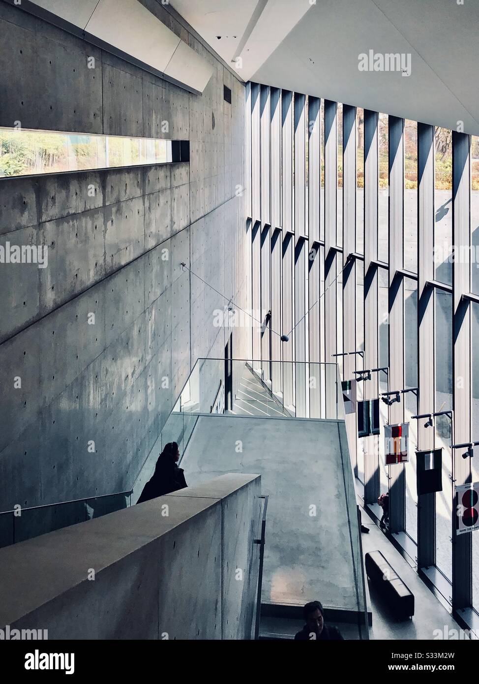 All'interno del 21–21 Design Sight Museum di roppongi, Tokyo, progettato da Tadao Ando Foto Stock