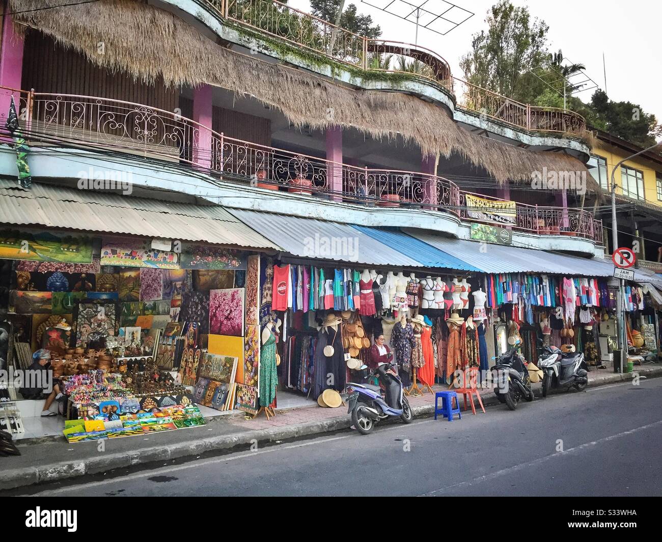 Street scene, Tegallalang Rice Terrace area turistica, Bali, Indonesia Foto Stock