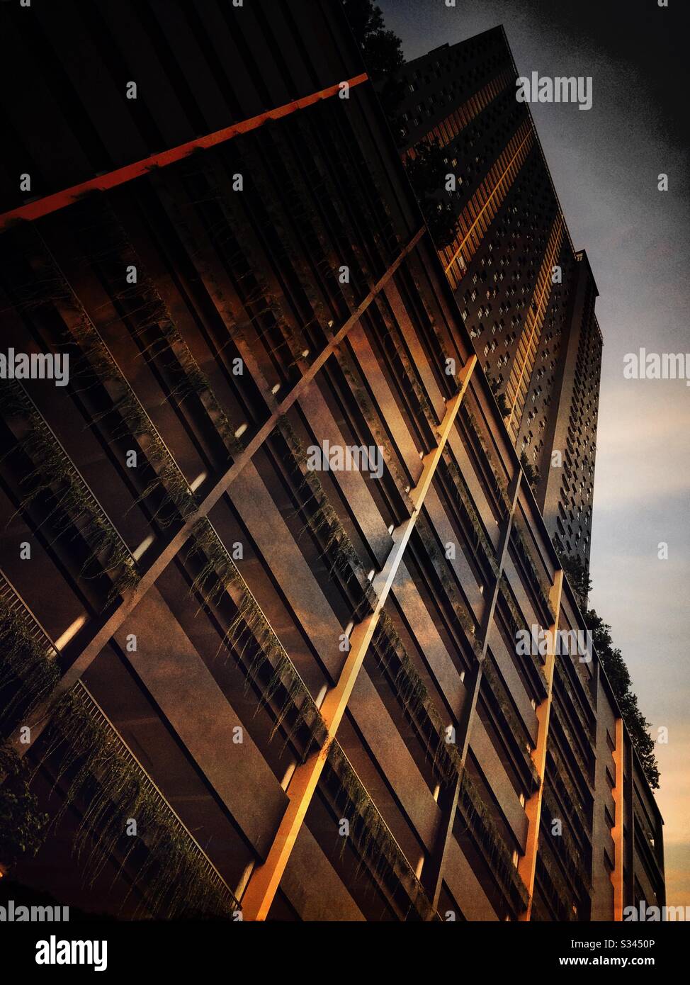 Tri pinaccle condo penang. - Immagine stock catturata con smartphone